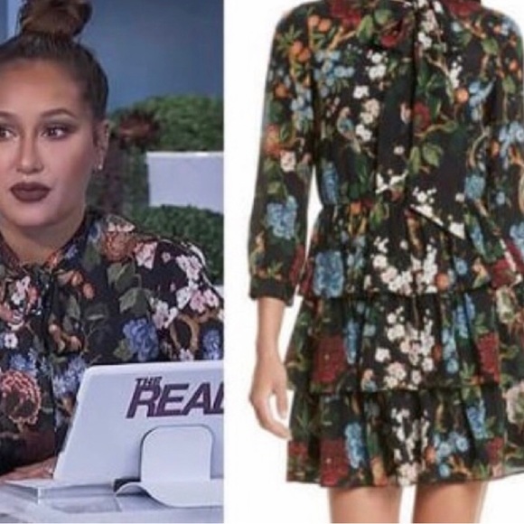 Alice & Olivia NWT Dress Breann Tiered Floral Tie-Neck 3/4 Sleeve Size 12 - Picture 3 of 9